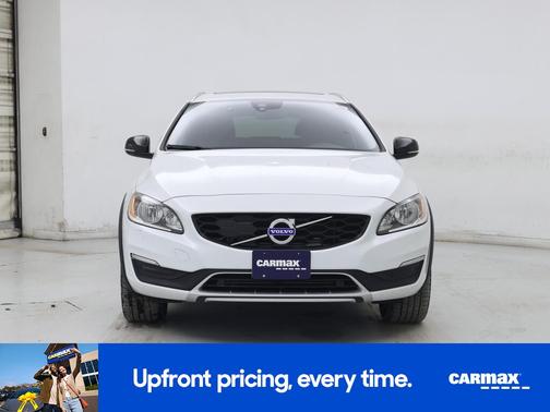 2018 Volvo V60 Cross Country T5