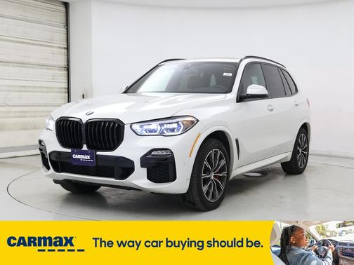 2021 BMW X5 M50i