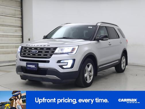Silver 2017 Ford Explorer XLT