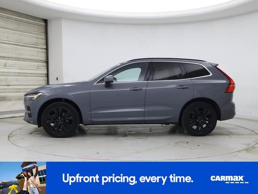 2022 Volvo XC60 B5 Momentum