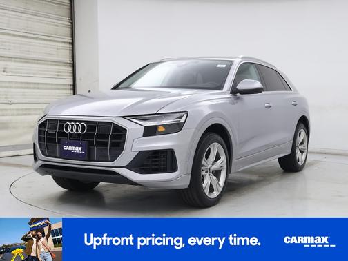 2022 Audi Q8 Premium Plus