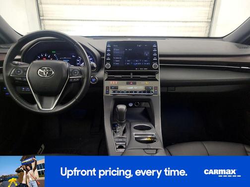 2019 Toyota Avalon XLE