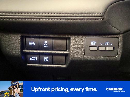 2019 Toyota Avalon XLE