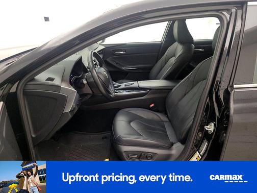 2019 Toyota Avalon XLE