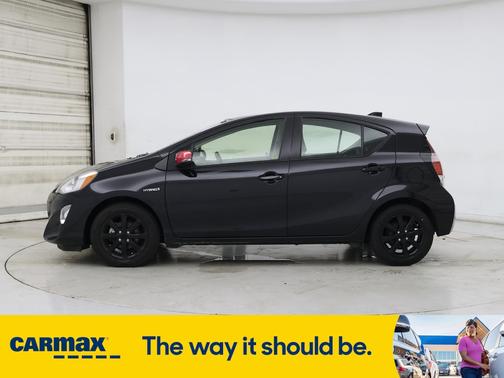 2016 Toyota Prius c Persona Series