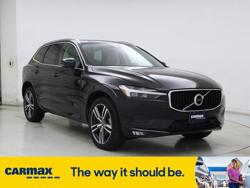 2021 Volvo XC60 T5 Momentum