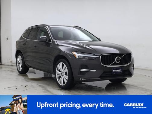 2022 Volvo XC60 B5 Momentum