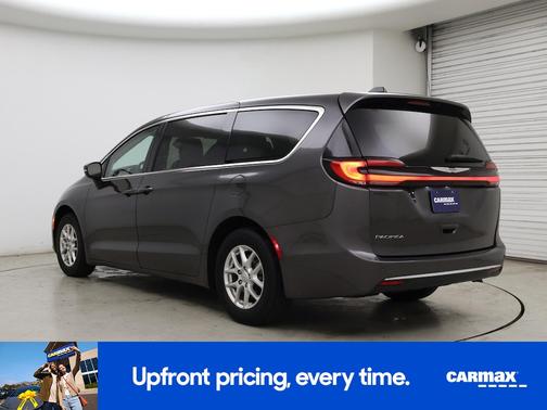 Gray 2023 Chrysler Pacifica Touring L