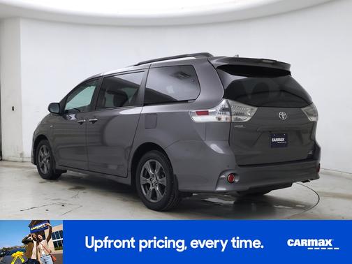 2020 Toyota Sienna SE