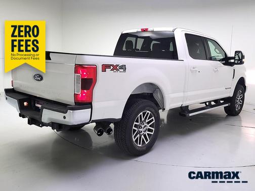 White 2019 Ford F-250 Lariat