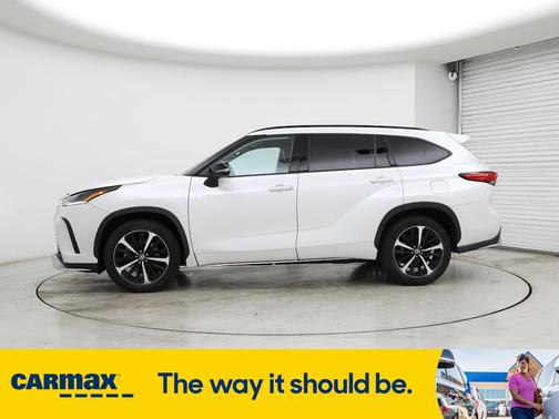 2022 Toyota Highlander XSE