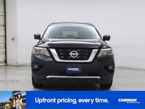 2017 Nissan Pathfinder Platinum