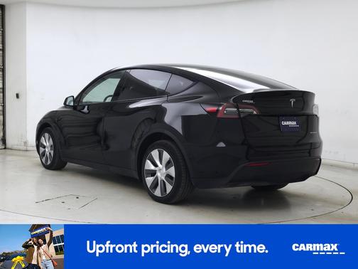 Black 2023 Tesla Model Y Long Range