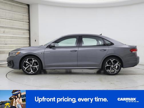 2021 Volkswagen Passat R-Line