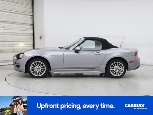 2017 FIAT 124 Spider Classica