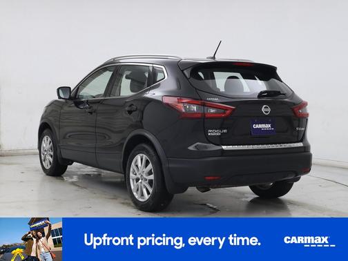 2022 Nissan Rogue Sport SV