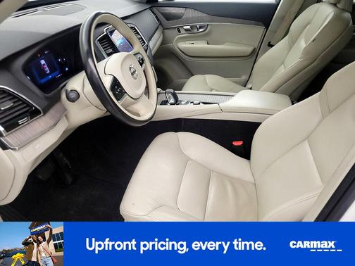 2023 Volvo XC90 B6 Plus