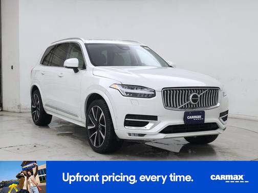 2023 Volvo XC90 B6 Plus