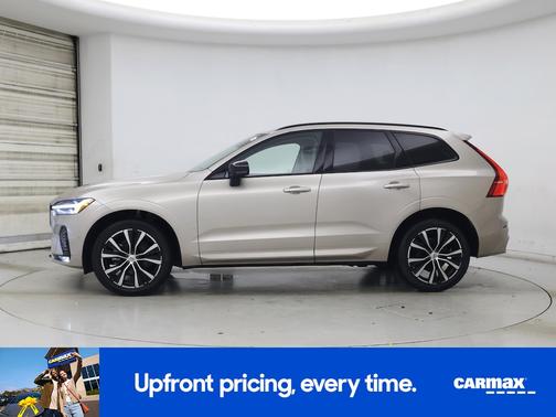 Gold 2025 Volvo XC60 B5 Plus