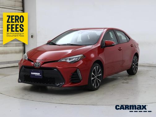 Red 2018 Toyota Corolla SE