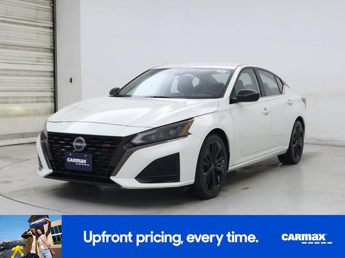 2023 Nissan Altima SR