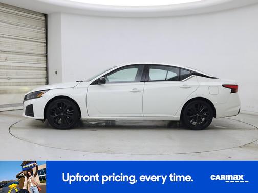 2023 Nissan Altima SR