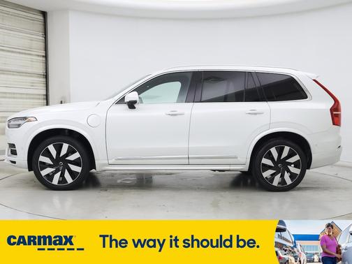 2024 Volvo XC90 Recharge Plug-In Hybrid T8 Plus Bright Theme