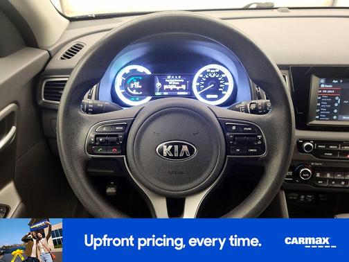 Blue 2017 Kia Niro LX