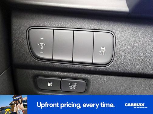 Blue 2017 Kia Niro LX