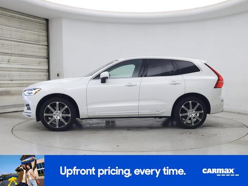 White 2019 Volvo XC60 T5 Inscription