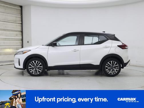 2022 Nissan Kicks SV