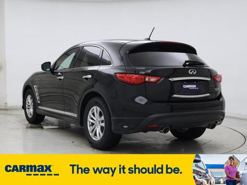 2017 INFINITI QX70