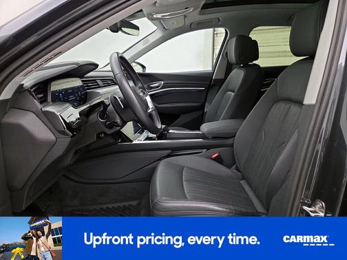 2021 Audi e-tron Premium Plus