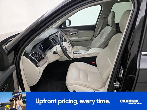 2023 Volvo XC90 B6 Plus