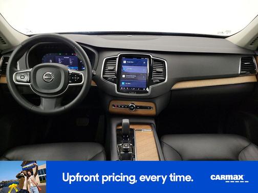 2024 Volvo XC90 B6 Plus Bright Theme
