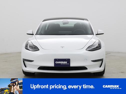 White 2023 Tesla Model 3