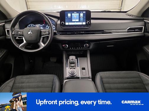 2022 Mitsubishi Outlander SE