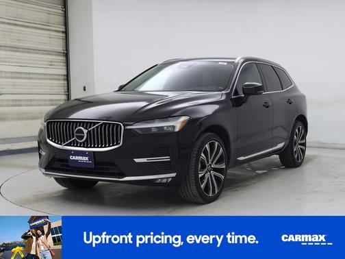 2023 Volvo XC60 B5 Ultimate Bright Theme