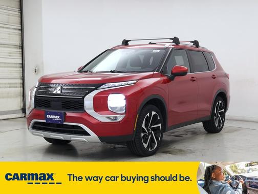 2023 Mitsubishi Outlander SE