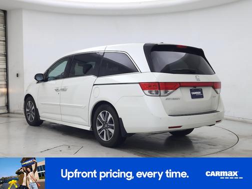 White 2016 Honda Odyssey Touring Elite