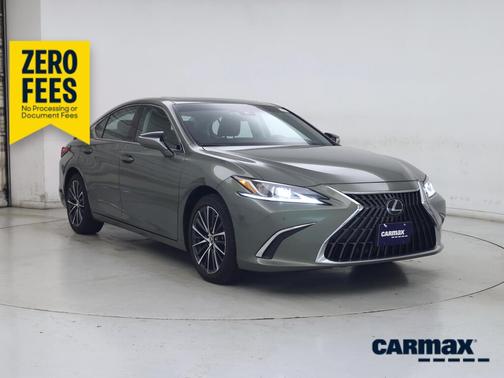 Green 2025 Lexus ES 350 Luxury