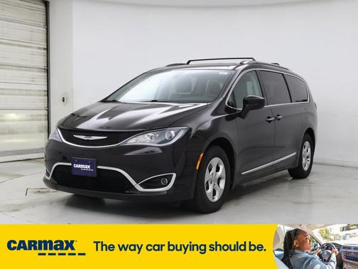 2017 Chrysler Pacifica Touring L-Plus