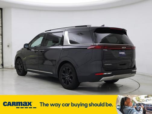 2024 Kia Carnival SX