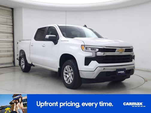 White 2022 Chevrolet Silverado 1500 LT