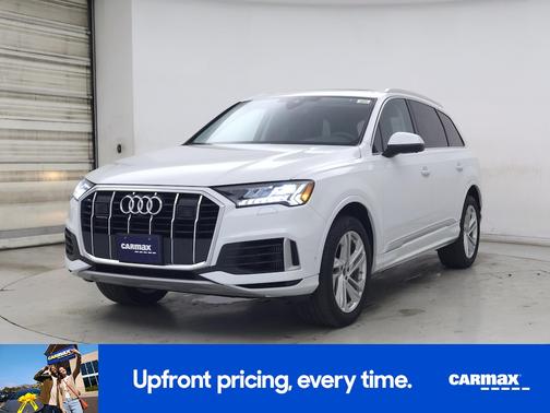 White 2024 Audi Q7 Premium Plus