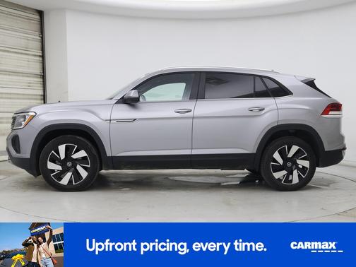 2025 Volkswagen Atlas Cross Sport SE w/Tech