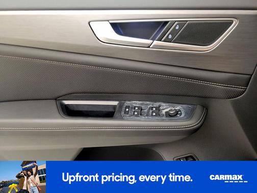 2025 Volkswagen Atlas Cross Sport SE w/Tech