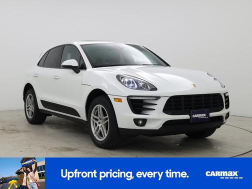 White 2018 Porsche Macan