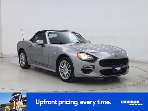 Silver 2017 FIAT 124 Spider Classica