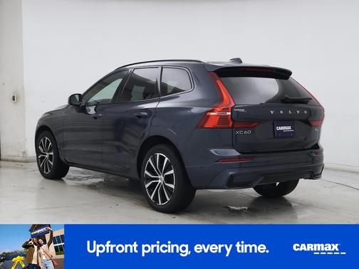2023 Volvo XC60 B6 Ultimate Dark Theme